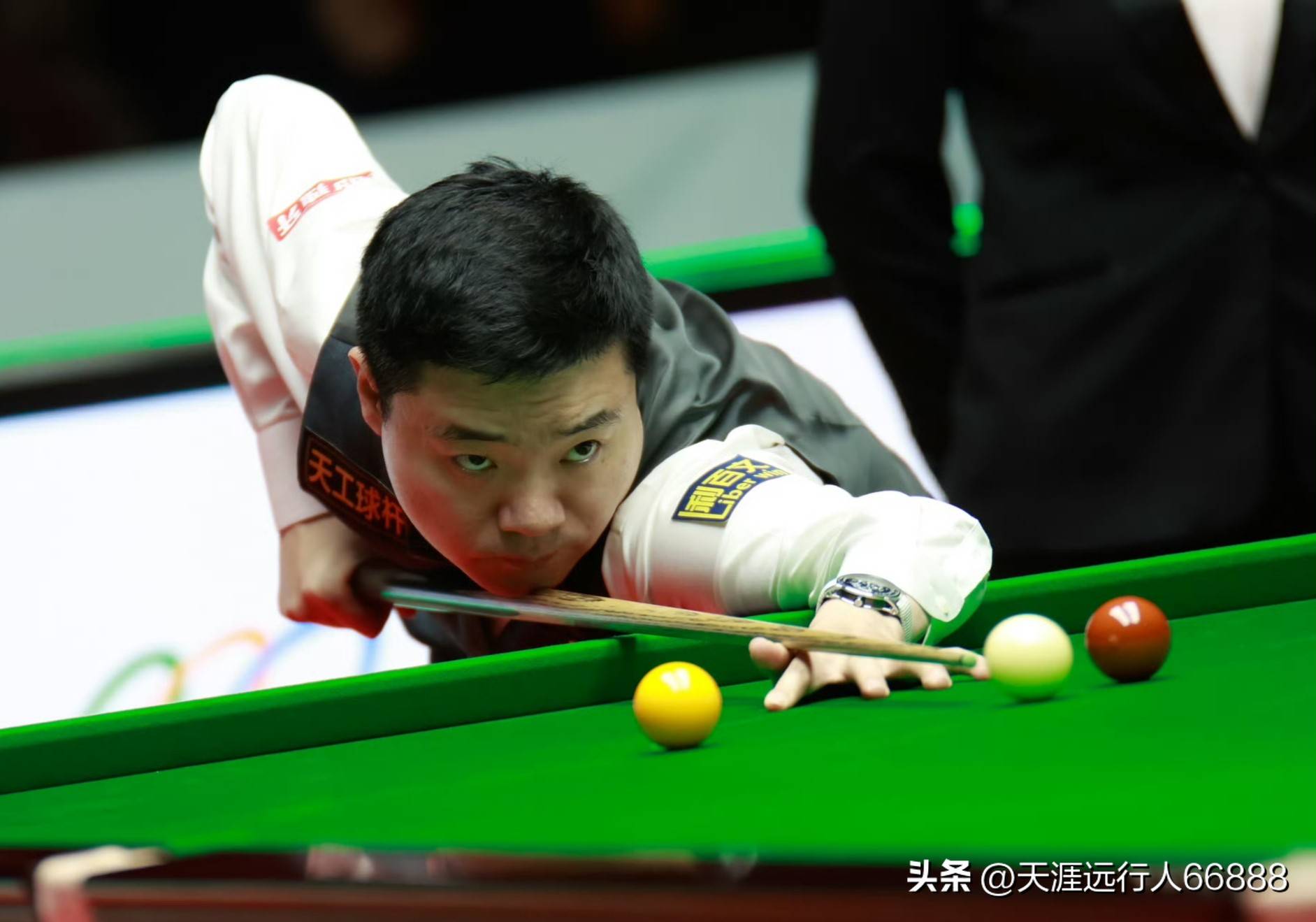 次竞技上的 次竞技上的